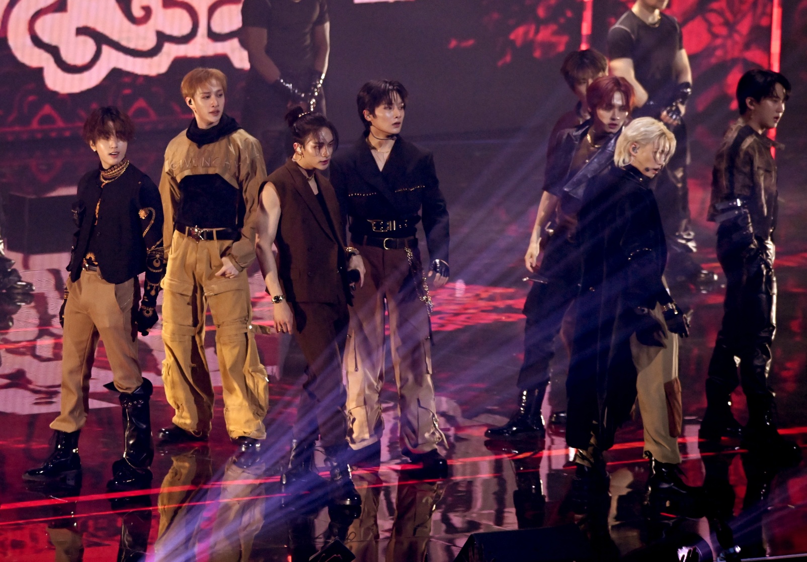 Stray Kids