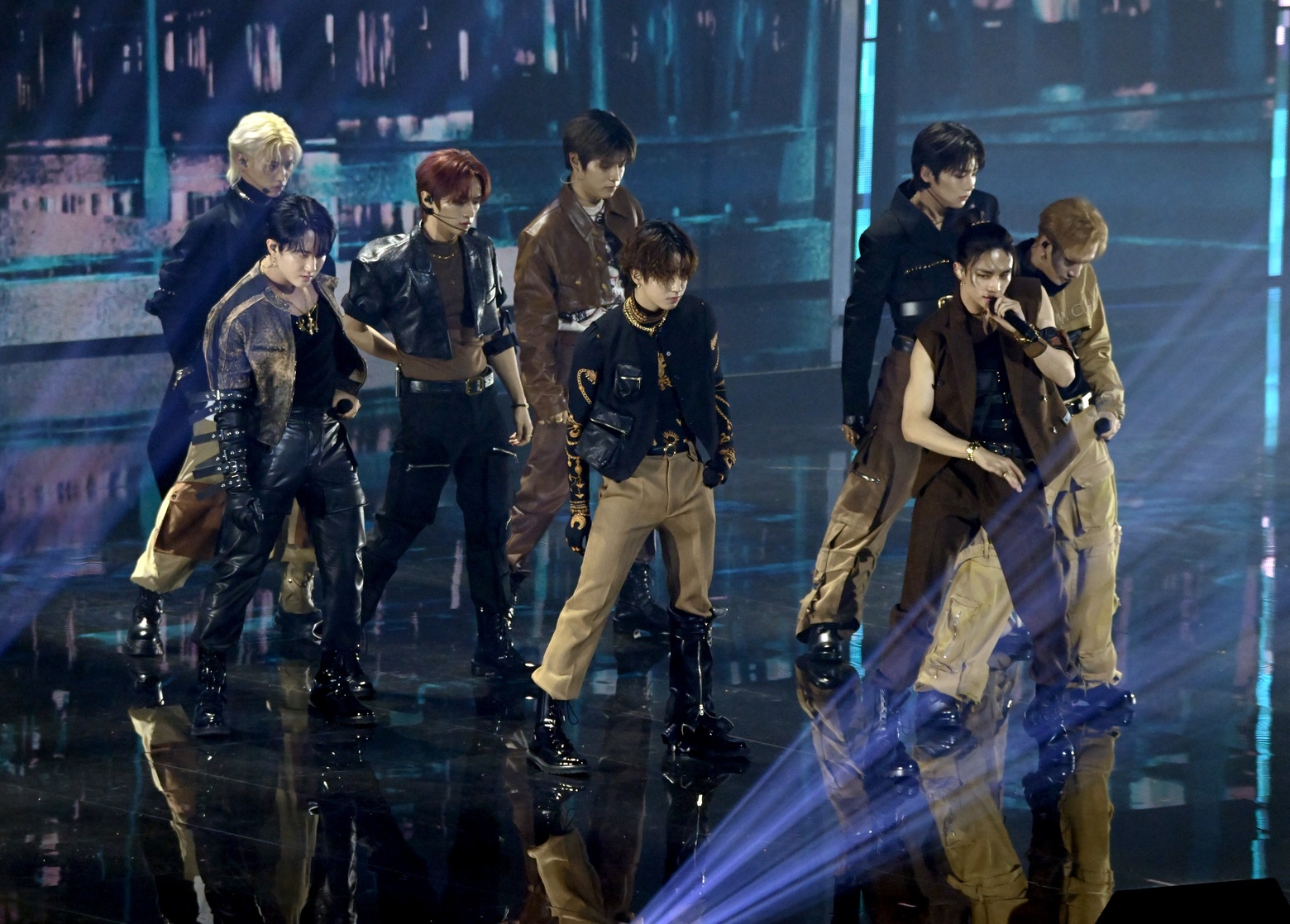 Stray Kids