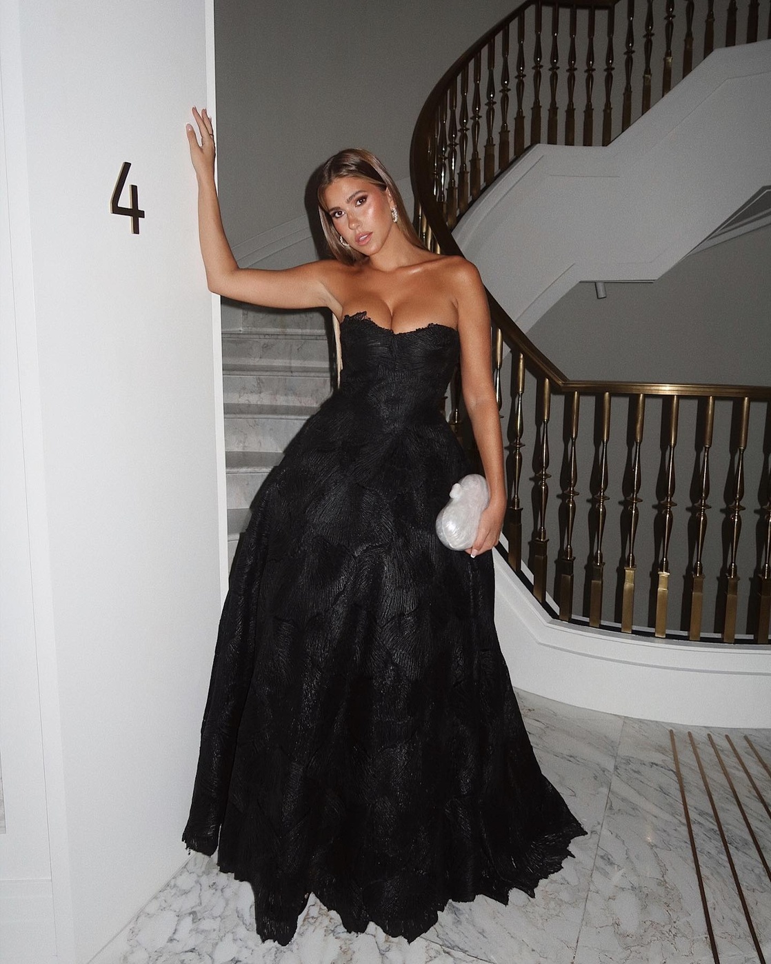 kara-del-toro-image