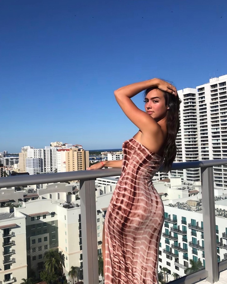 Lillian May image