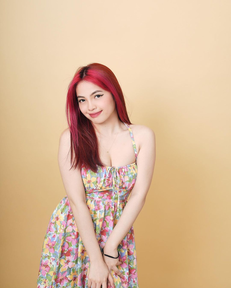 Picture of Madelaine Red