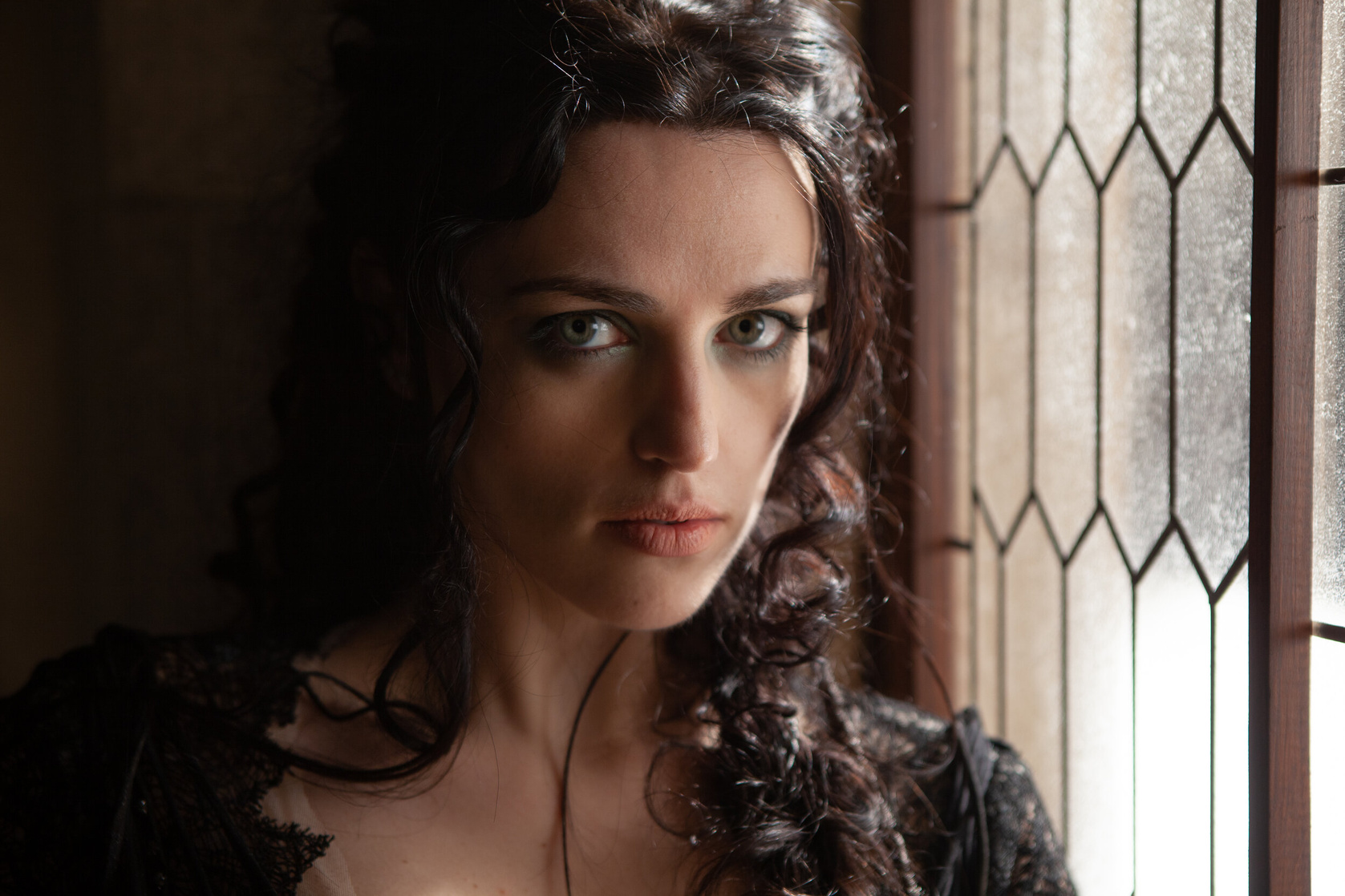 Katie McGrath Katie McGrath