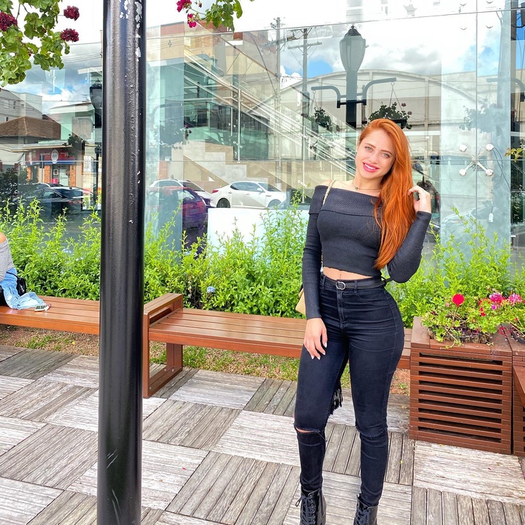 Jennefer karoline image