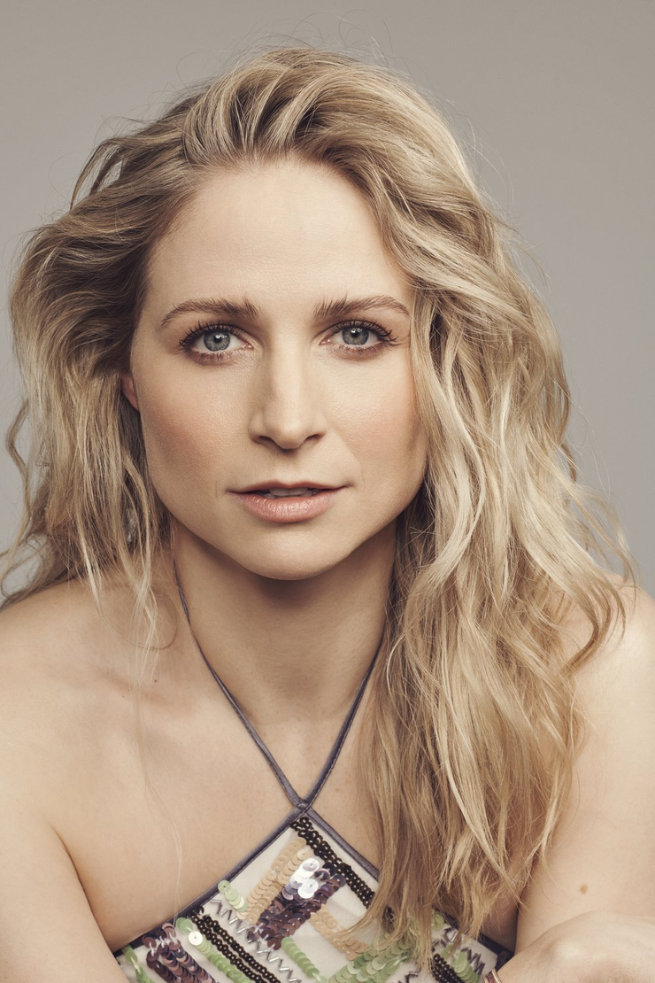 Niamh Algar image