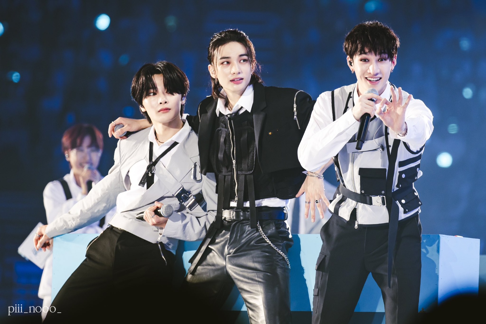 Stray Kids