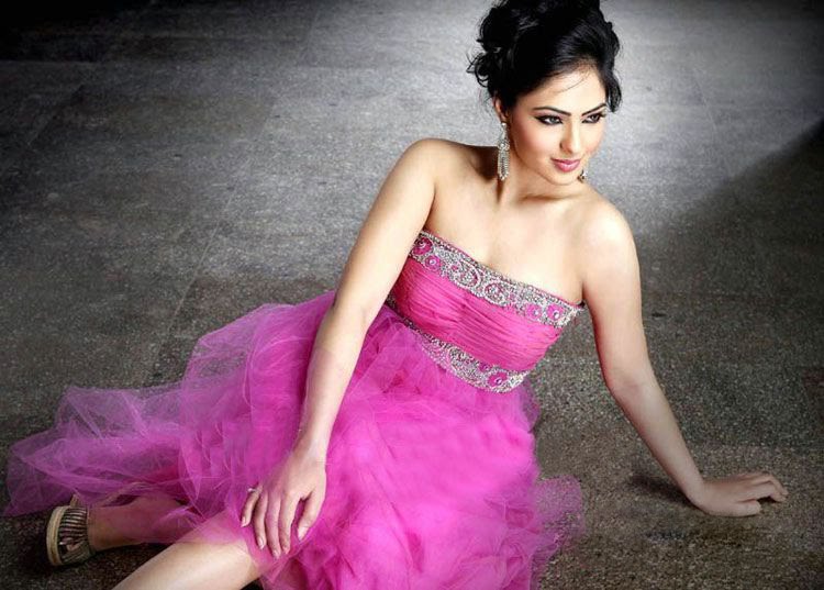 Nikeesha Patel