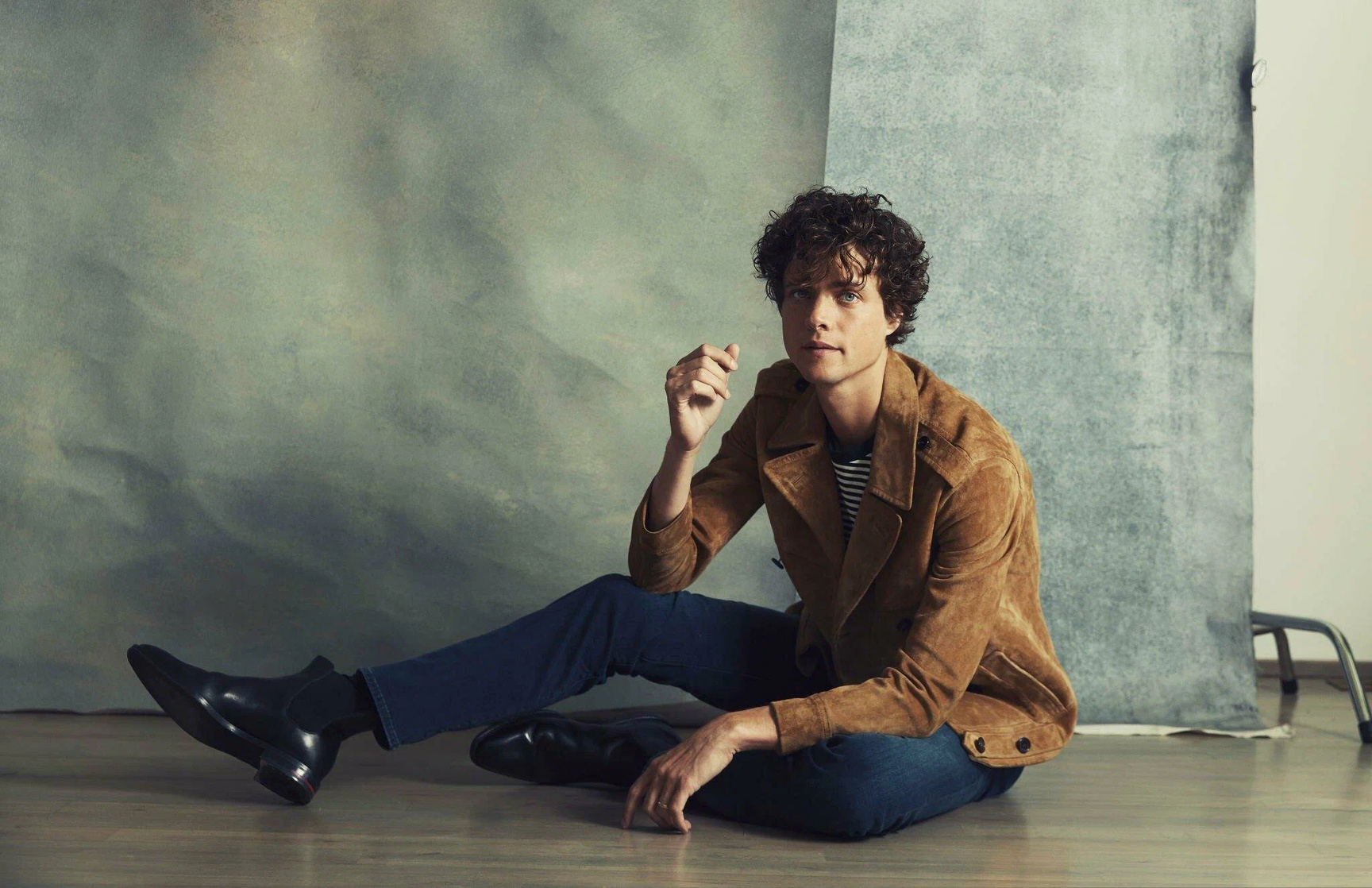 Douglas Smith Douglas Smith