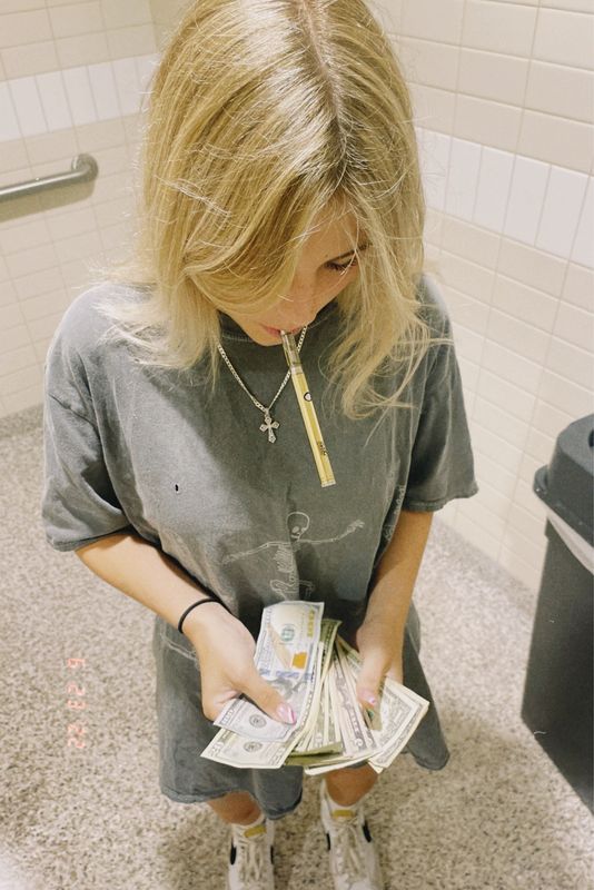 Picture of Ariana White