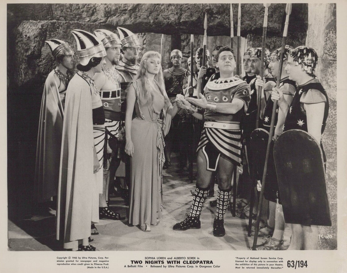 Due notti con Cleopatra (1964)
