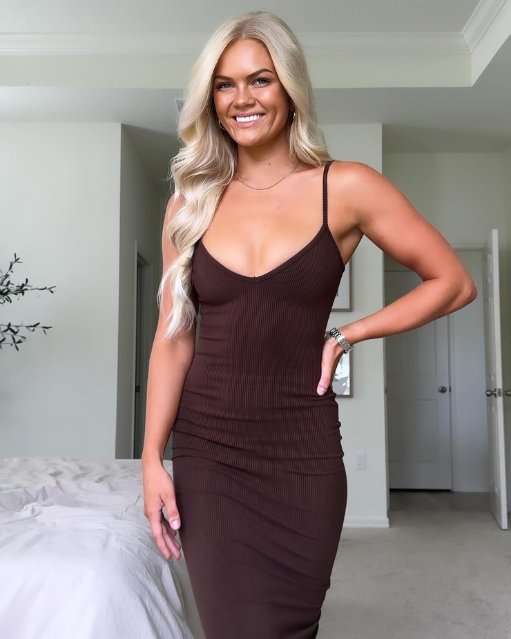 Picture of Nellie Cronen