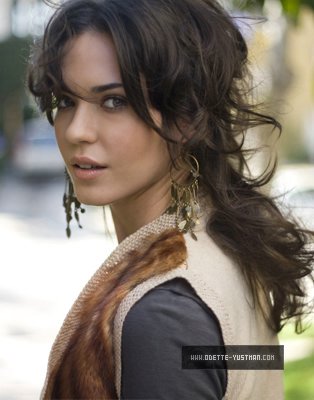Odette Annable image