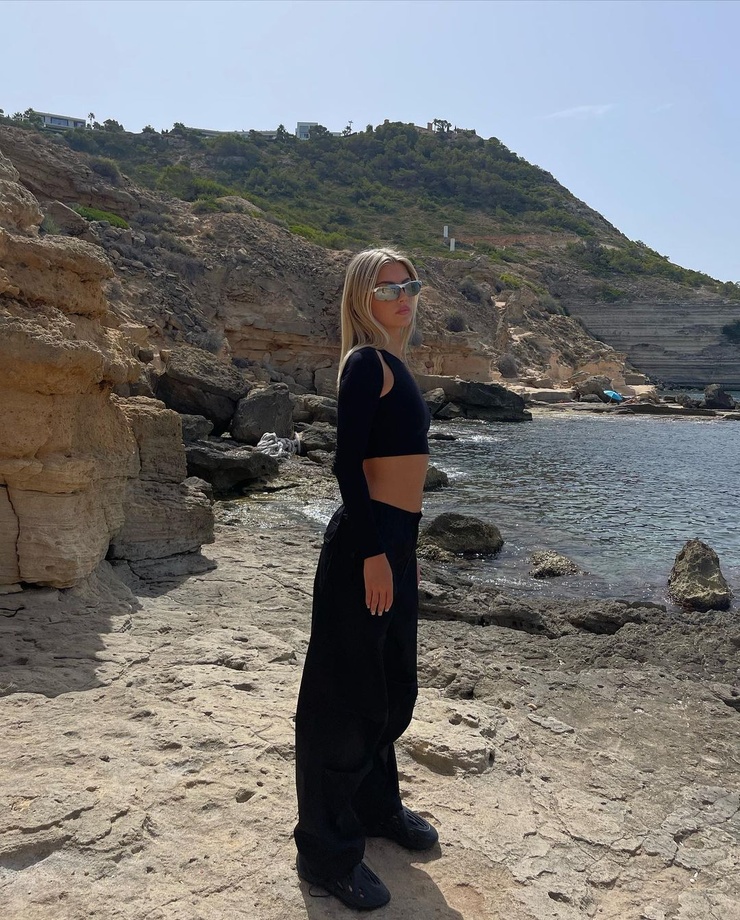 Picture of Lily Rowland