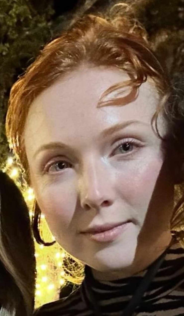 Molly C. Quinn image