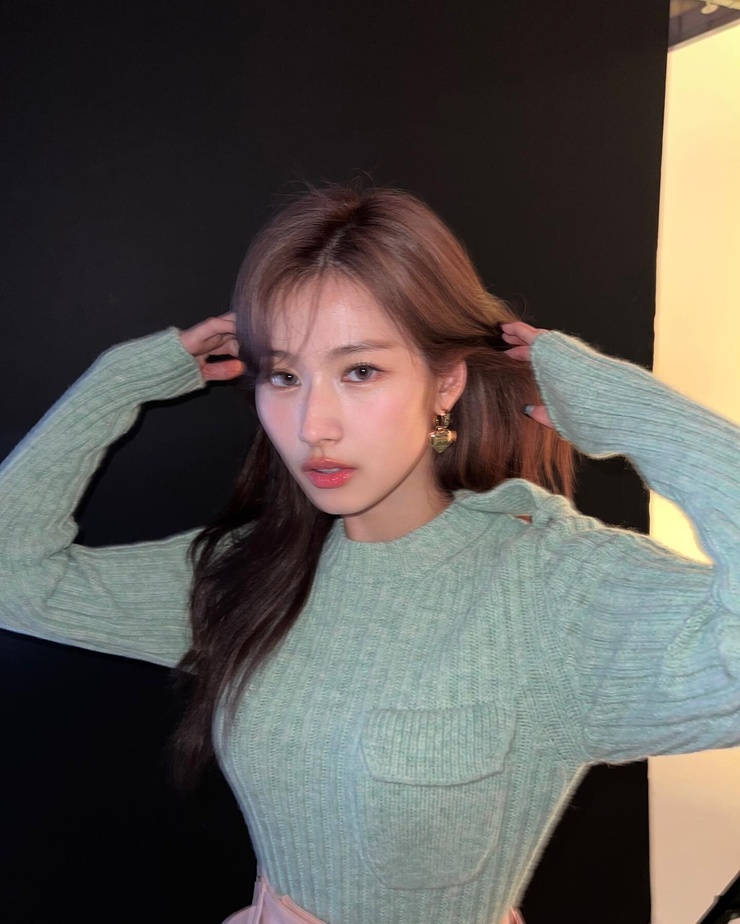 Picture of Minatozaki Sana