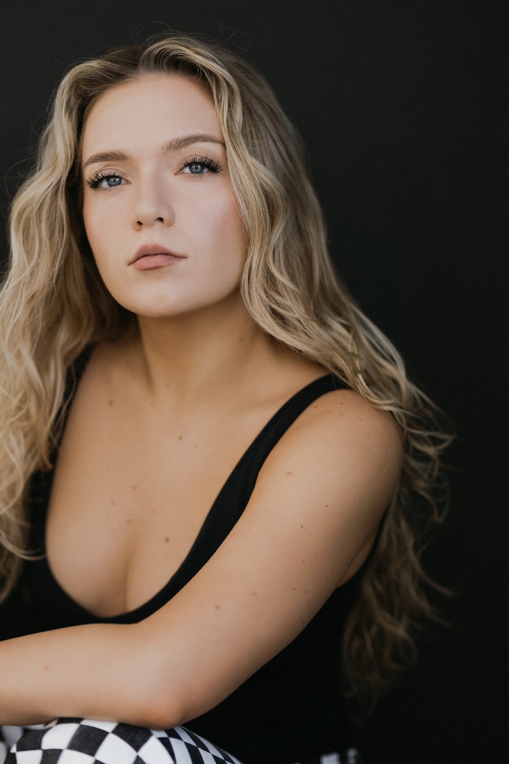 Picture of Nadia White