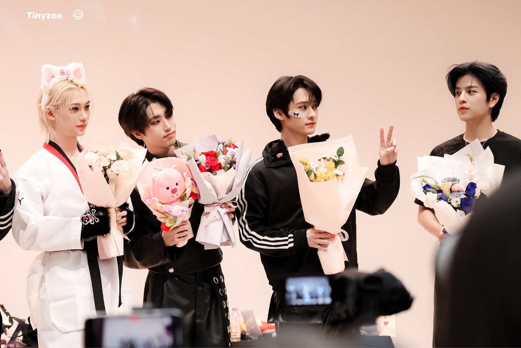 Stray Kids