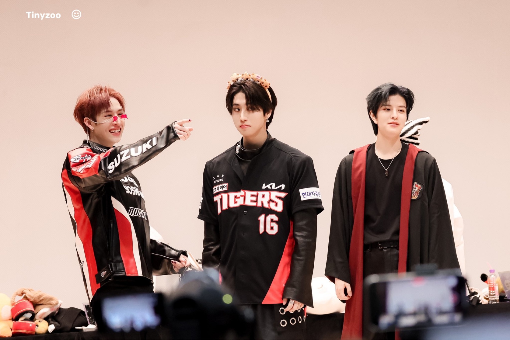 Stray Kids