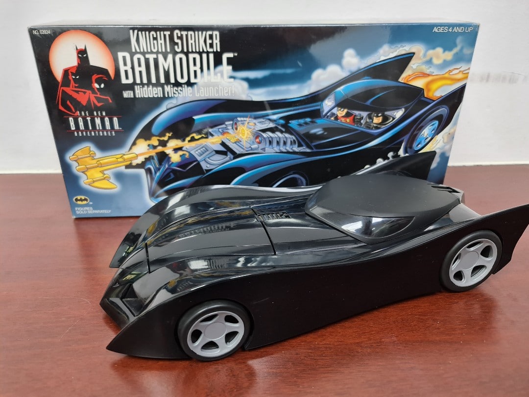 Kenner Knight Striker Batmobile