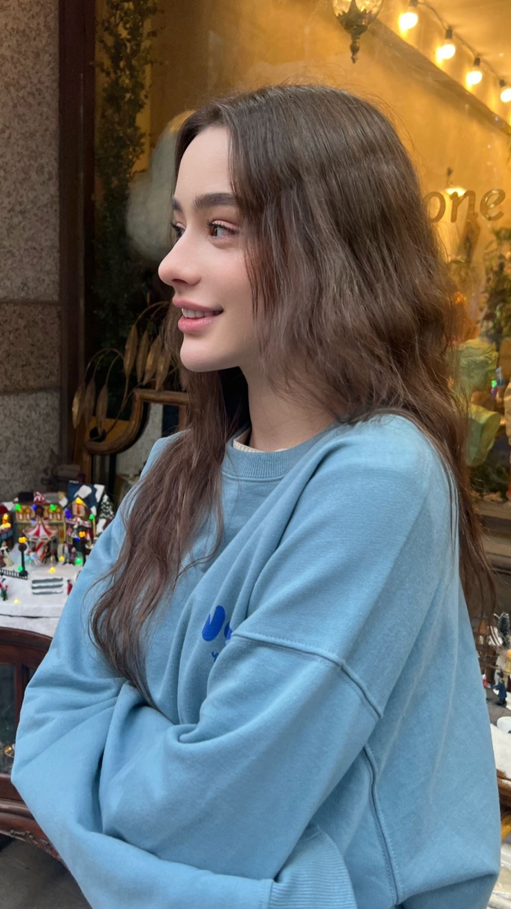 Image Of Dasha Taran II image-of-dasha-taran-ii