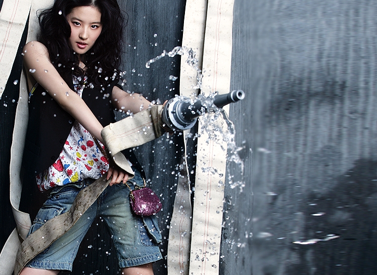 Yifei Liu
