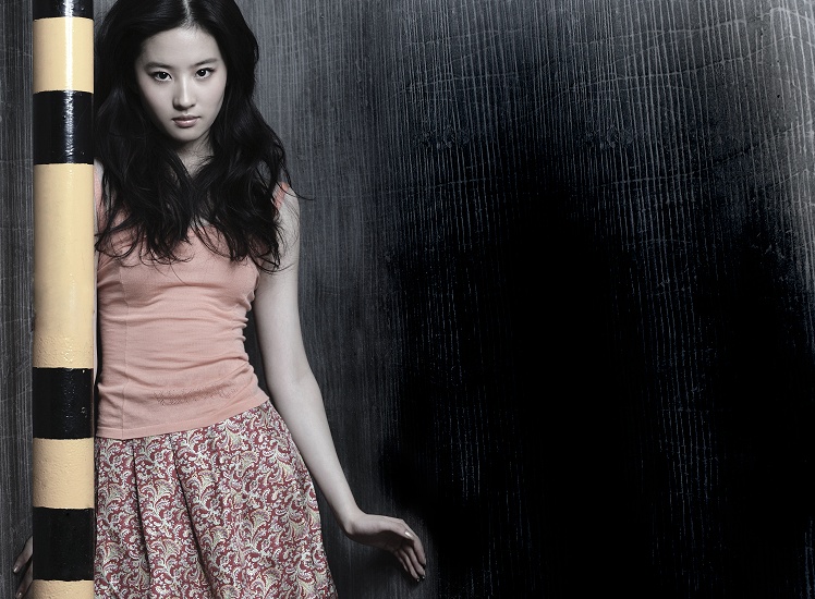 Yifei Liu