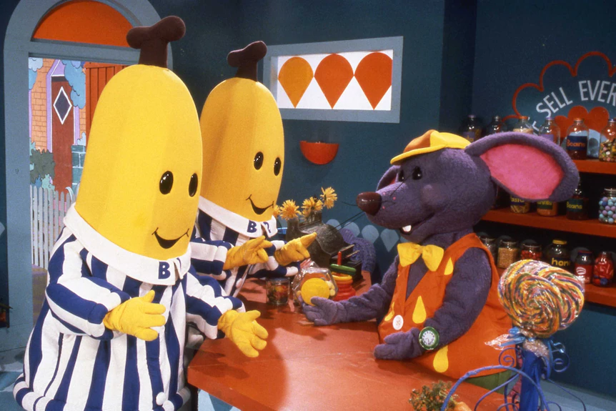 Bananas in Pyjamas in November 9, 2004