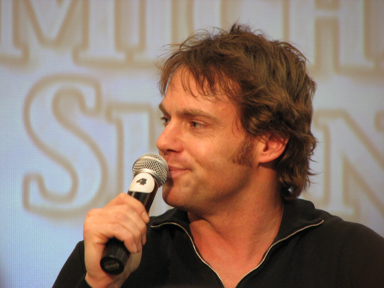 Picture Of Michael Shanks   1118full Michael Shanks 