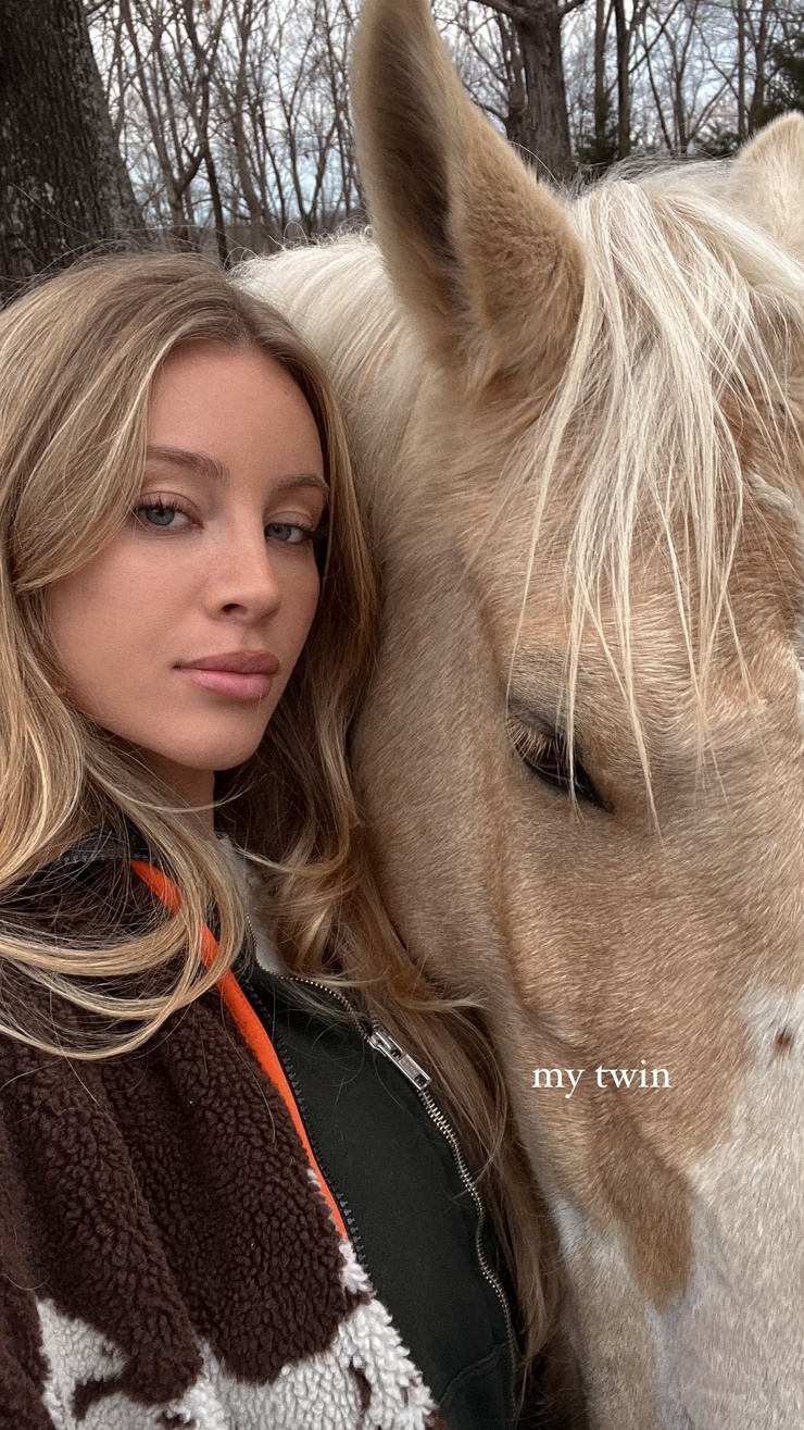 Picture of Daisy Keech