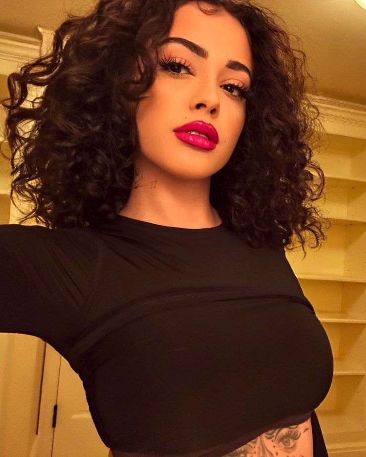 Picture of Malu Trevejo