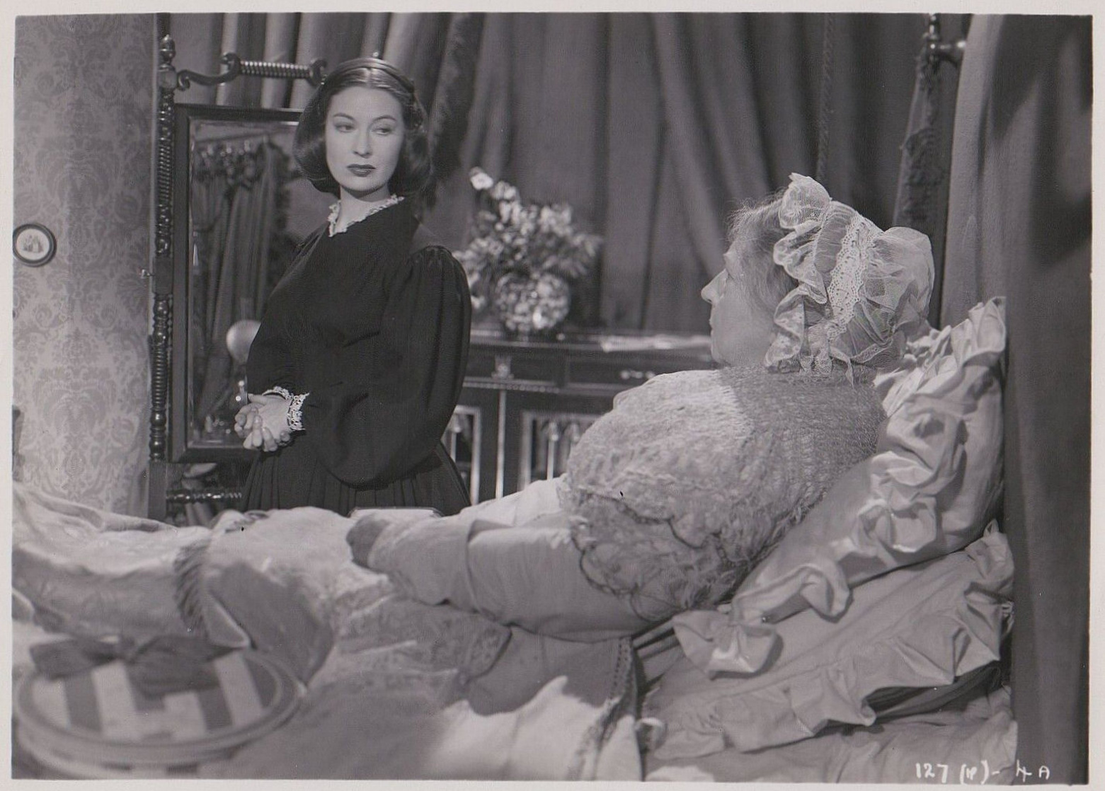Valerie Hobson