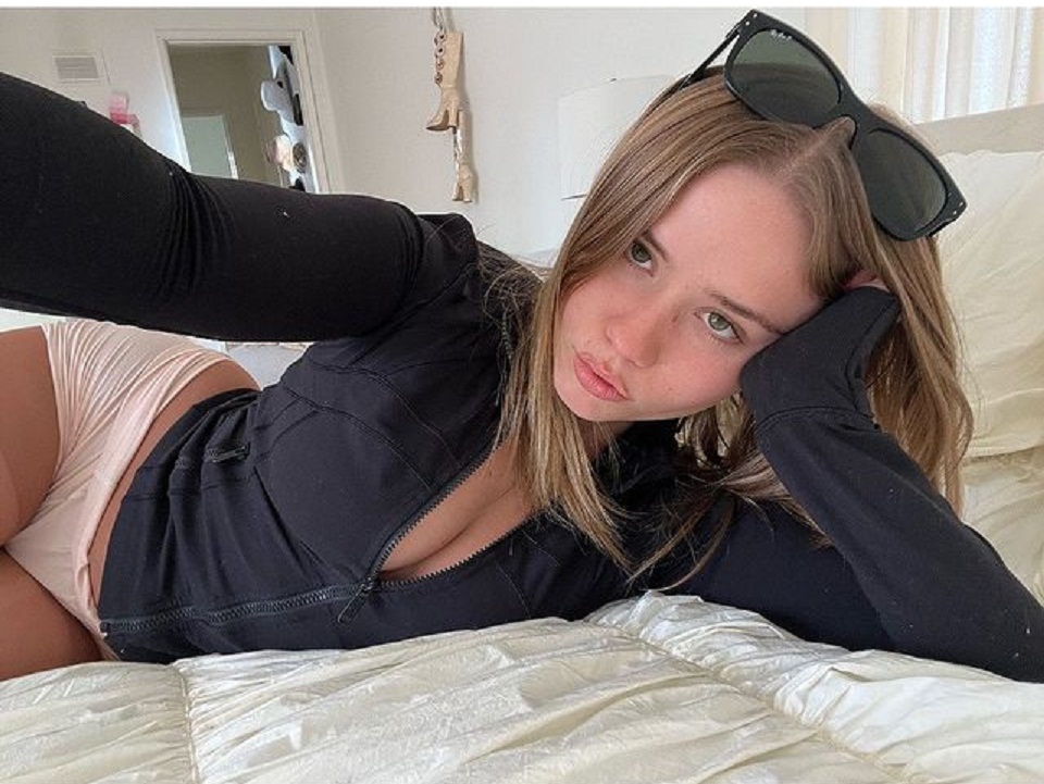Lexee Smith Lexee Smith