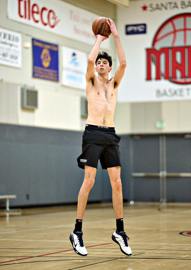How Tall Is Chet? Breaking Down Chet Holmgren’s Stats Picture of Chet Holmgren