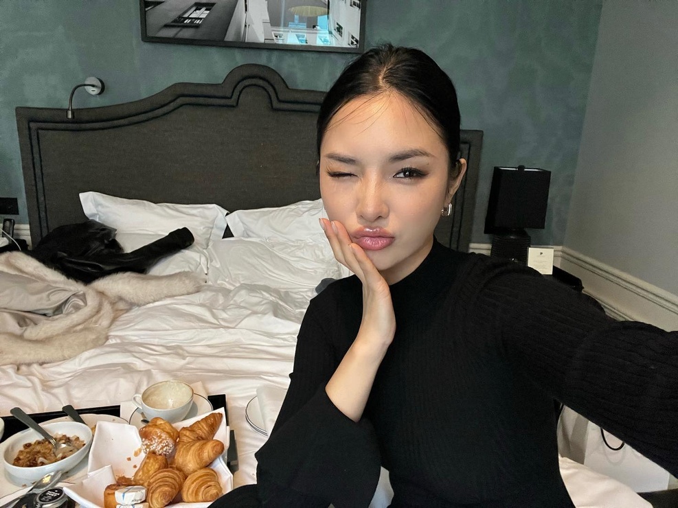 Chailee Son picture