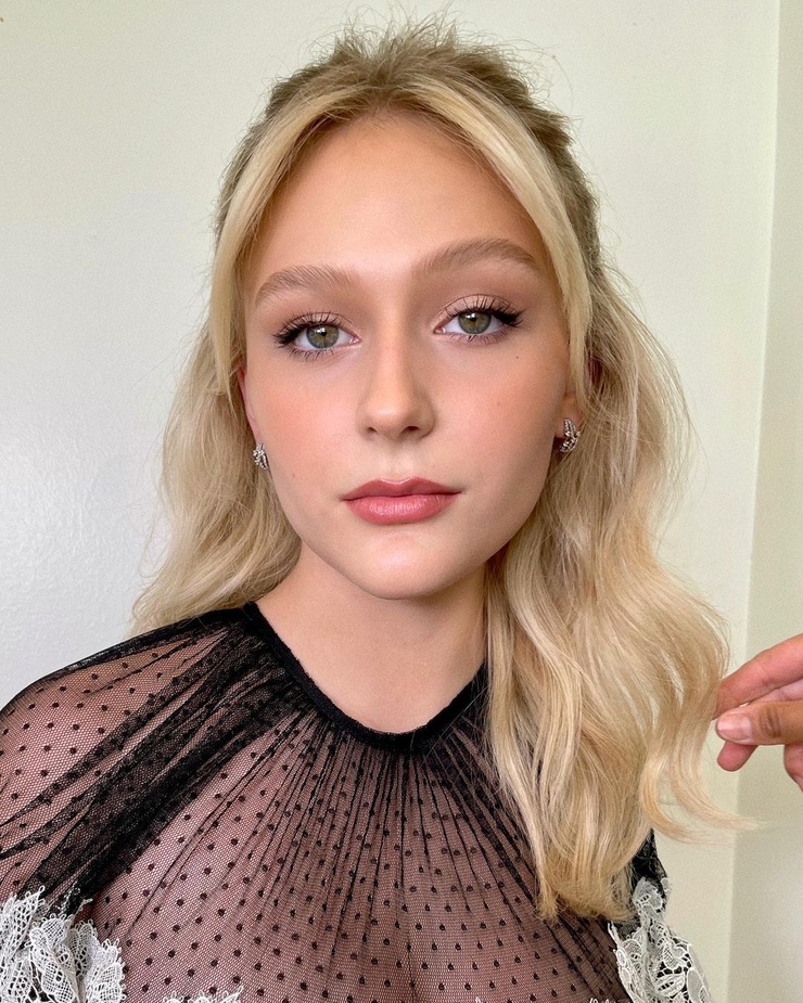 Picture of Alyvia Alyn Lind