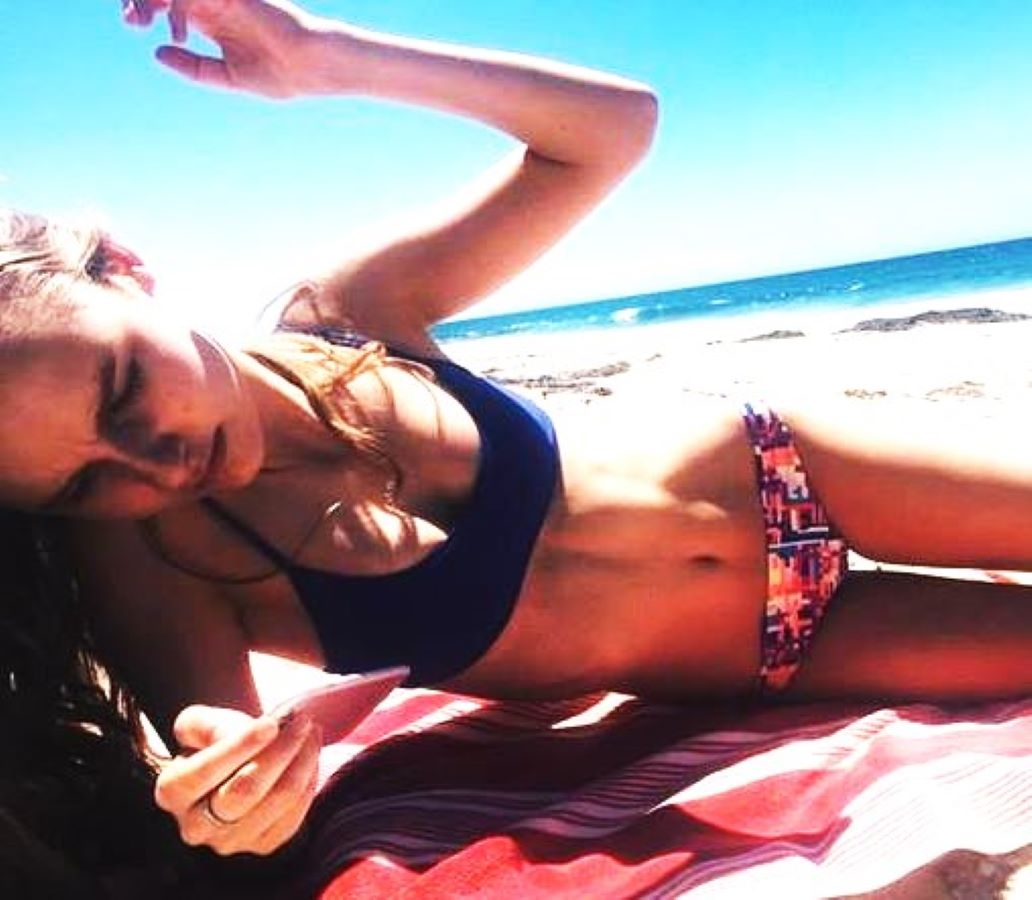 Olivia DeJonge Olivia DeJonge