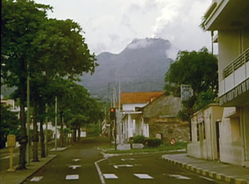Picture of La Soufrière - Warten auf eine unausweichliche Katastrophe