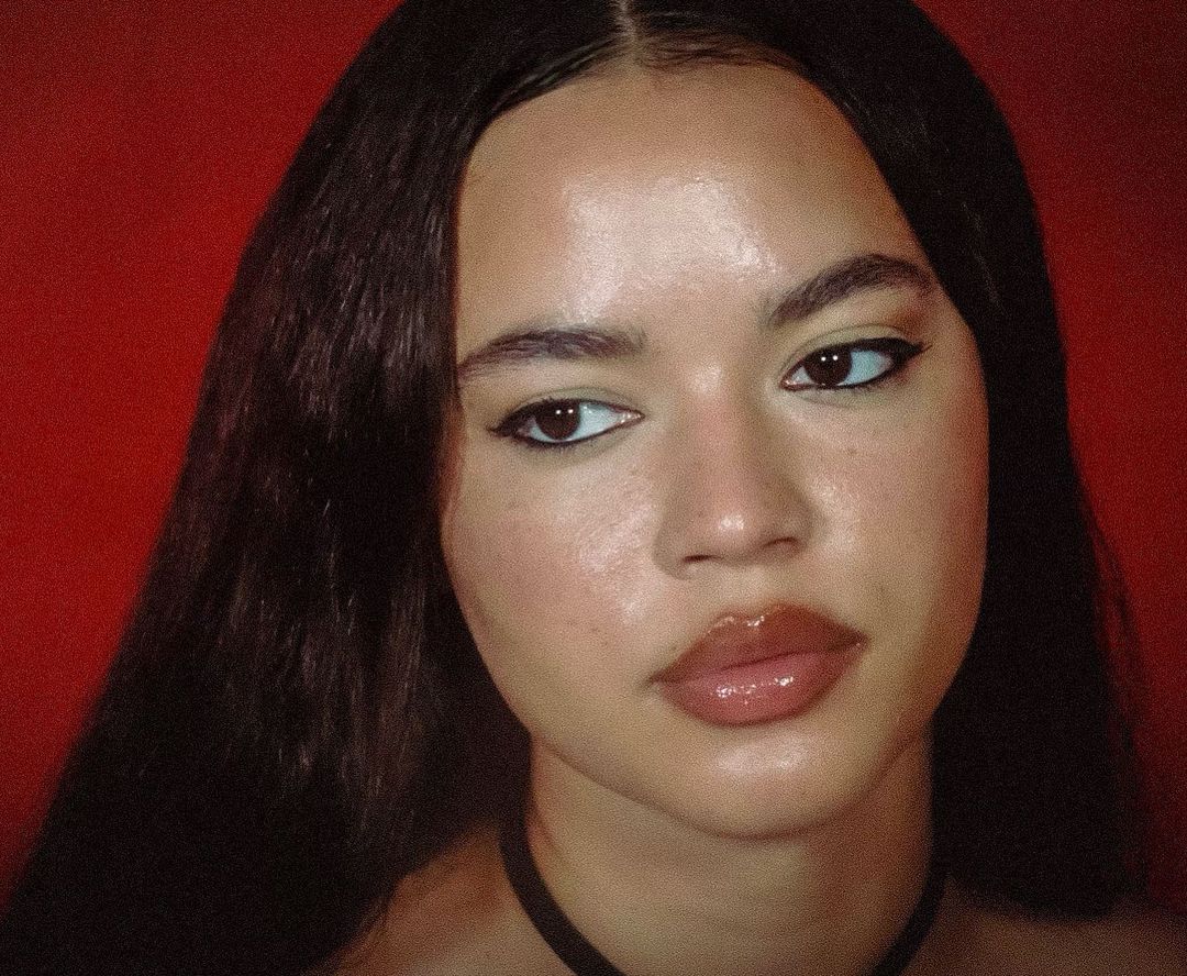 Azia Dinea Hale