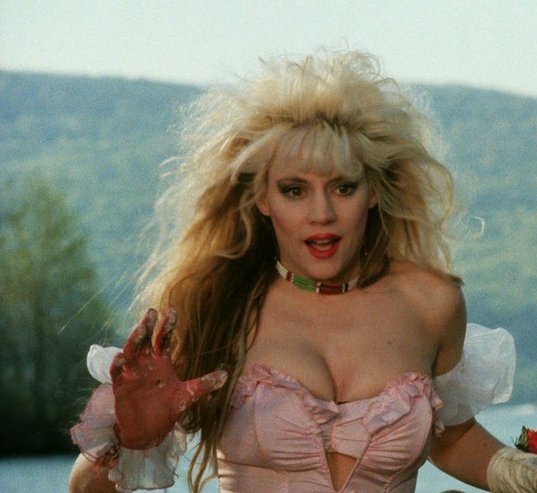 Phoebe Legere