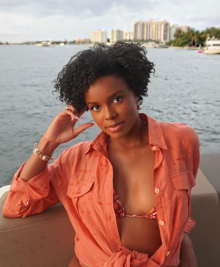 Picture of Ahmarie Holmes