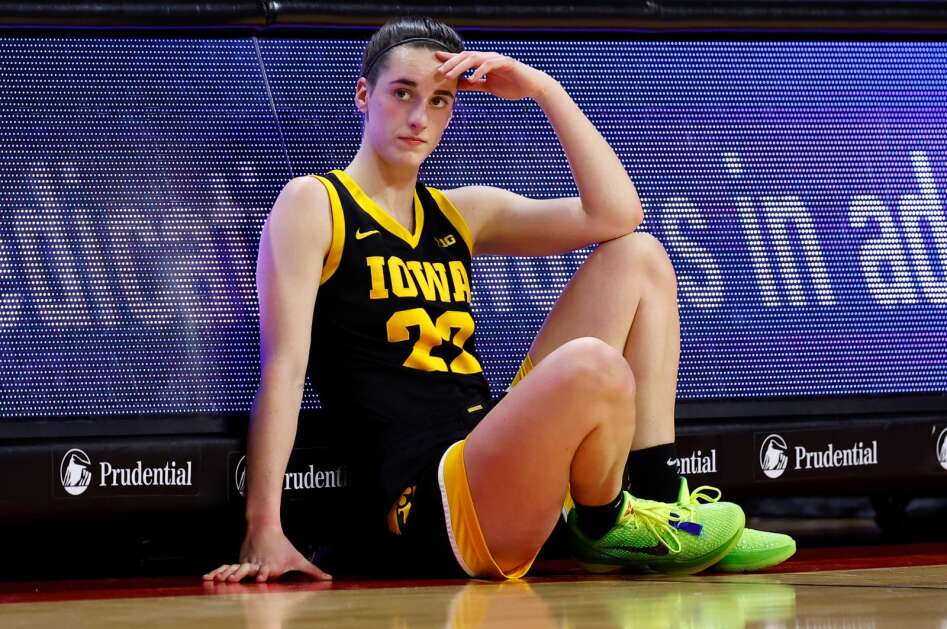 Caitlin Clark (ii)