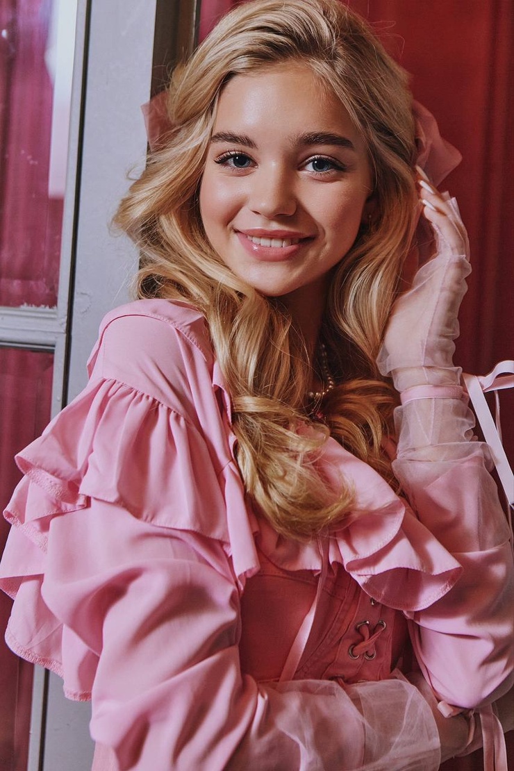 Veronika Zhuravleva Image 740full Veronika Zhuravleva 