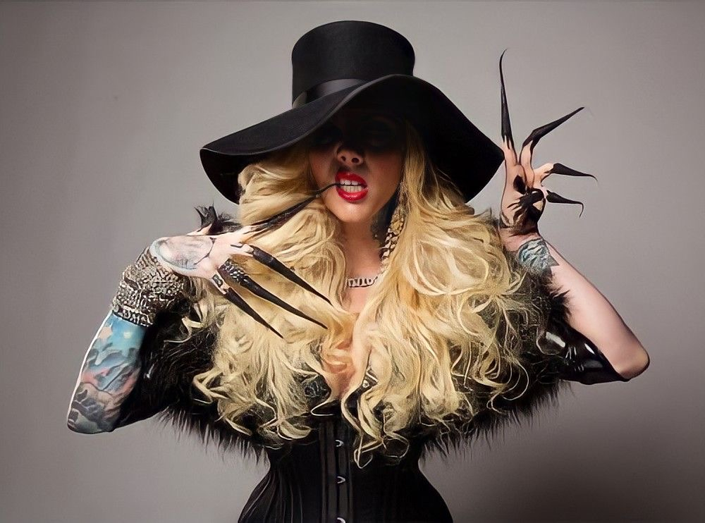 Maria Brink