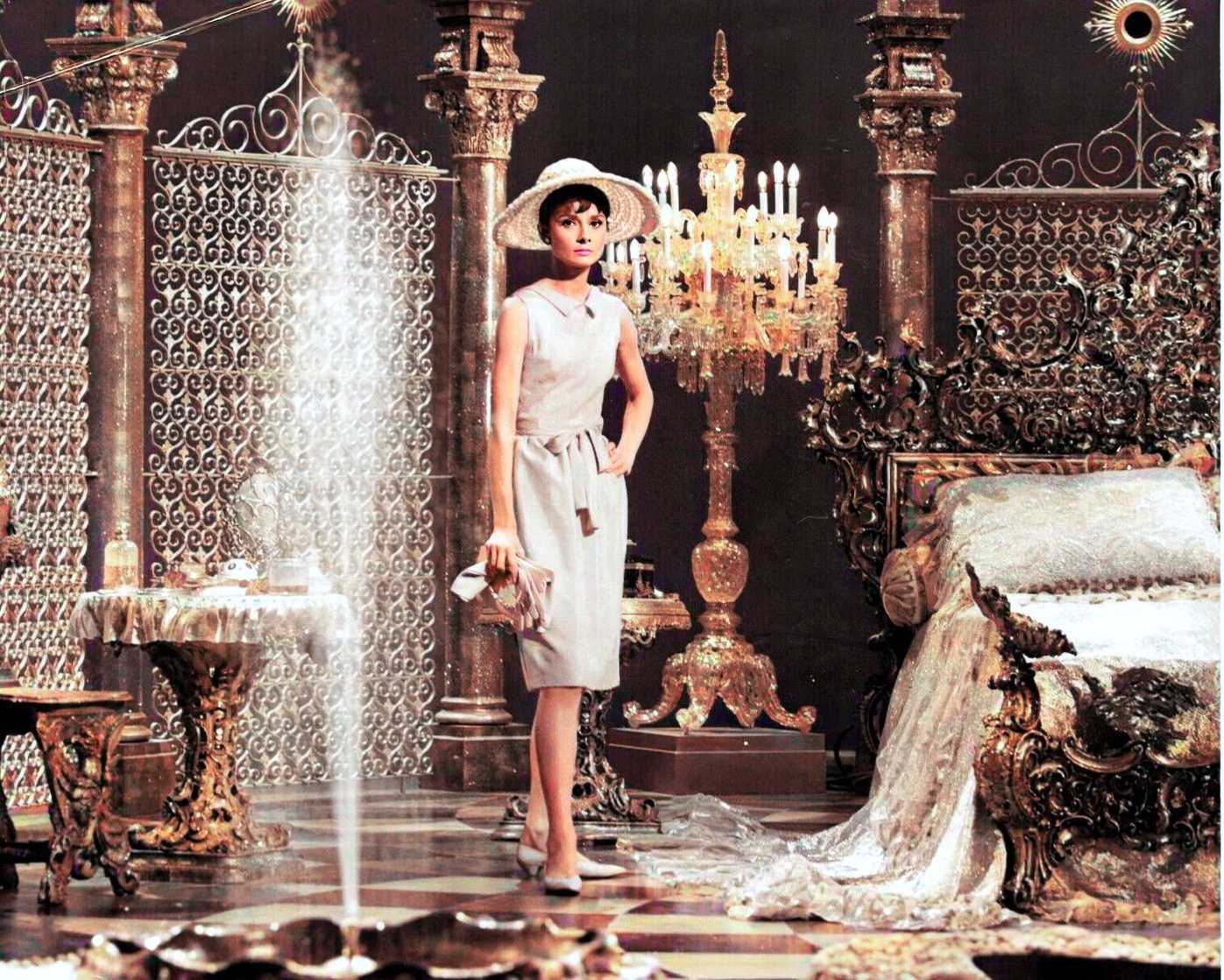 Paris When It Sizzles