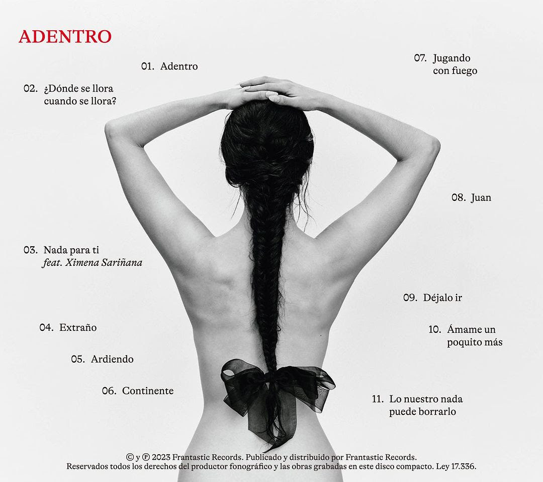 Adentro