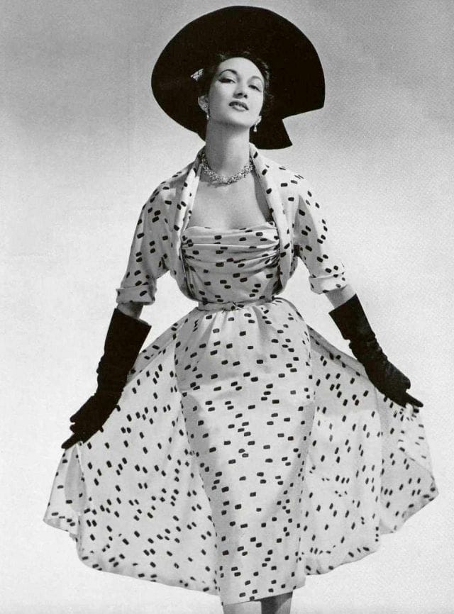 Teresita Montez modelling in 1951