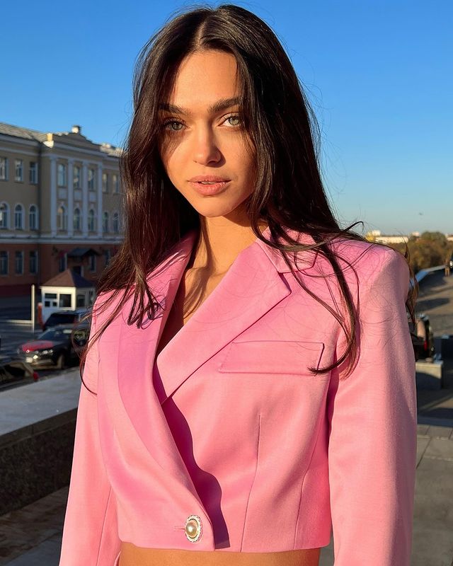 Image of Zhenya Katava