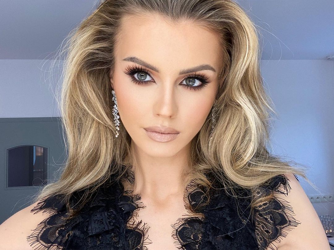karolina Malina karolina Malina