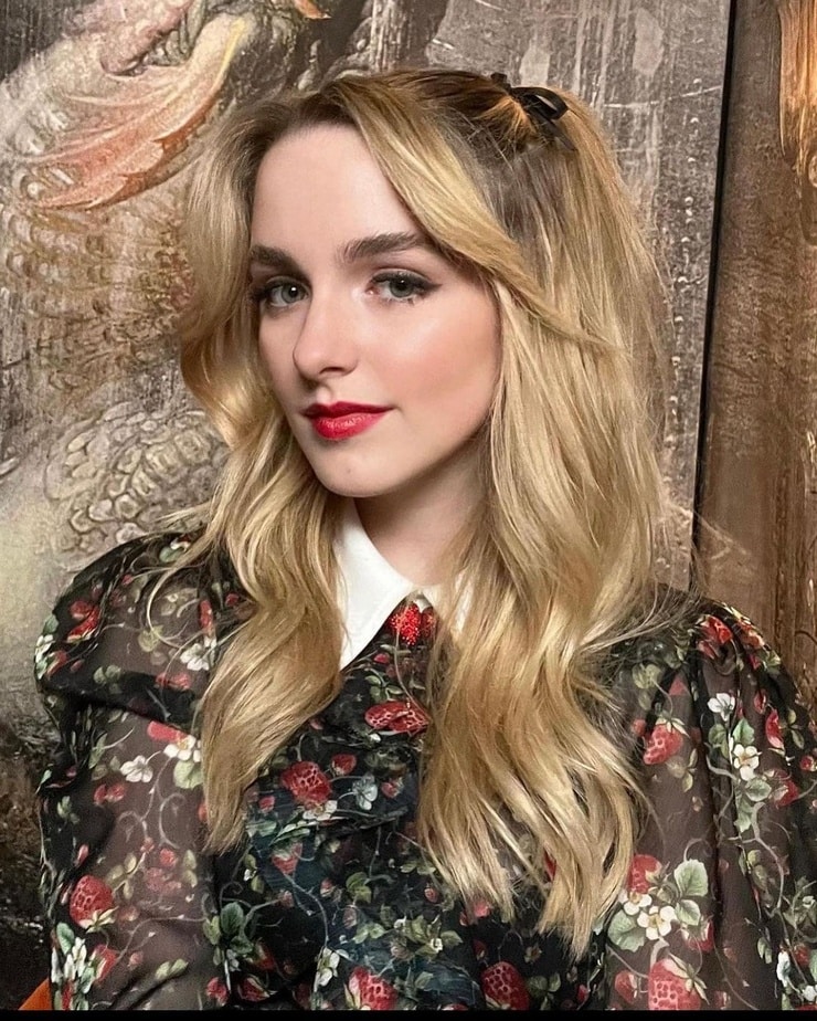 Mckenna Grace picture