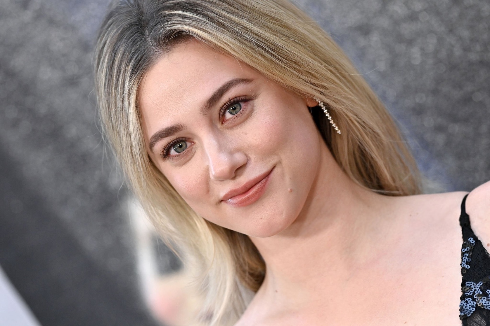 Lili Reinhart