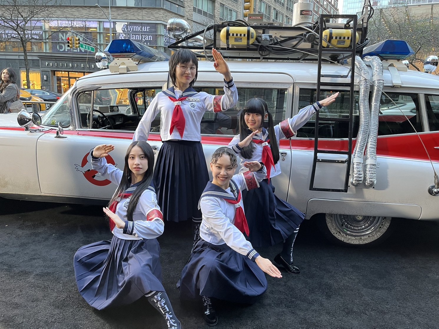 Atarashii Gakko!